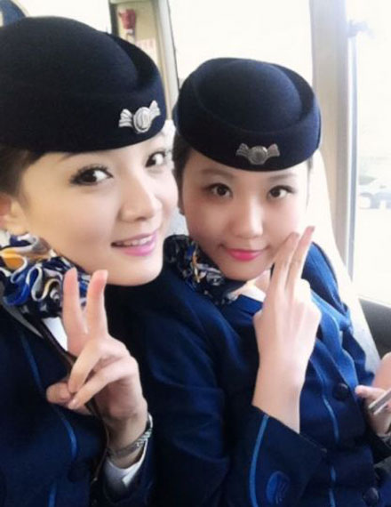 幻灯前鲁能队长矫喆婚纱照金童玉女美轮美奂