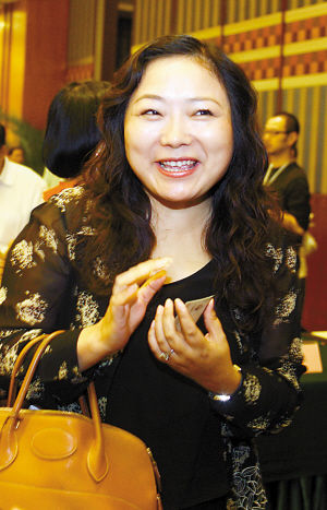 吴亚军卫冕中国女富豪榜首。