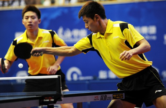 图文:2012全国乒乓球锦标赛 奥运冠军张继科