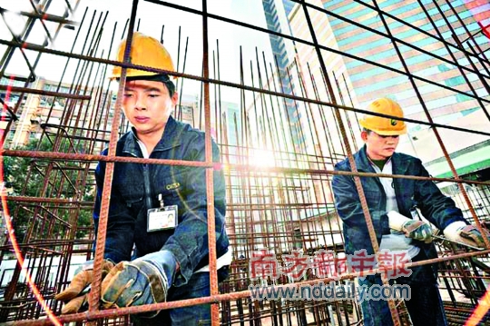 香港建筑工加薪30% 日薪最高1300元