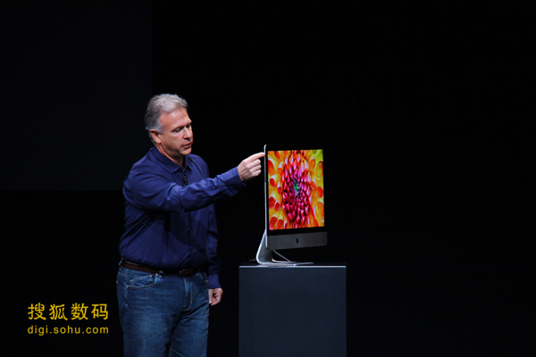 发布现场拿出来的iMac