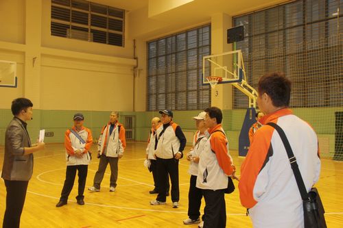 台湾县市体育会负责人访问团到秦皇岛基地（中国足校）参观考察