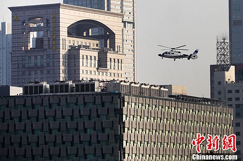 南京鼓楼医院新大楼建成 能停直升机进行空中
