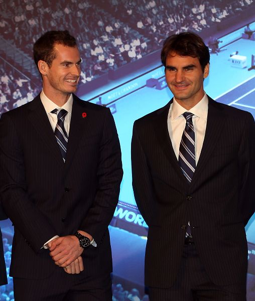 图文:2012年ATP年终总决赛 穆雷和费德勒