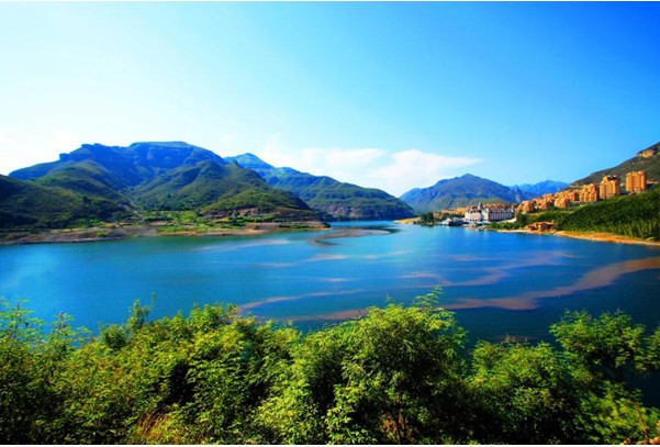 京西南大发展加速升温华银城-天鹅湖山水生态