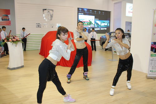 一场精彩的“江南style”吸引了众多观众
