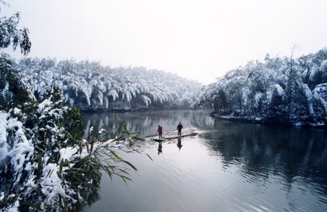 游蜀南竹海美景,享超级享受神汤温泉.