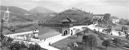 建成的神女湖(全景图).