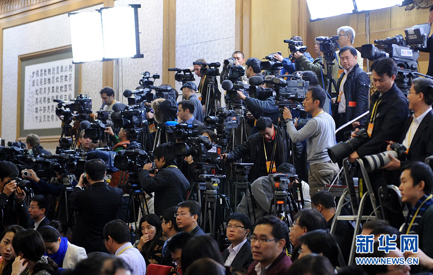 新一届中央政治局常委中外记者见面会现场媒体