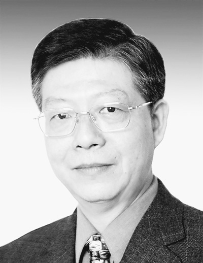 为此,记者专访了复旦大学校长杨玉良