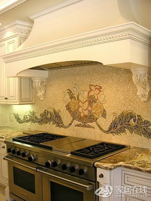 闪亮墙面瓷砖 厨房中的马赛克创意铺贴