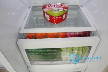 美的BCD-555WKMB冰箱果蔬盒