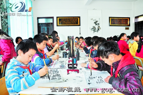 盘县乡村学校少年宫丰富农村孩子课余活动(图)