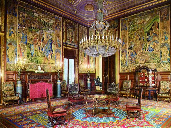 马德里皇宫内奢华的房间
