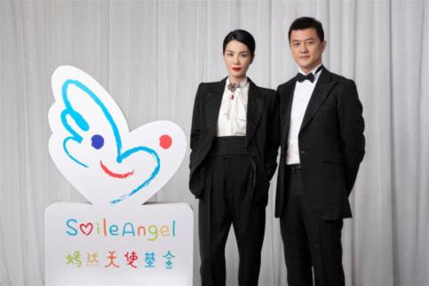 英德市英城我的路衣库服装店