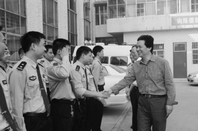 汤阴县凝心聚力开创政法工作新局面(组图)