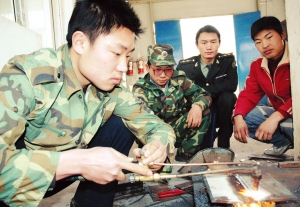 扬州首次积分安置退役士兵(图)