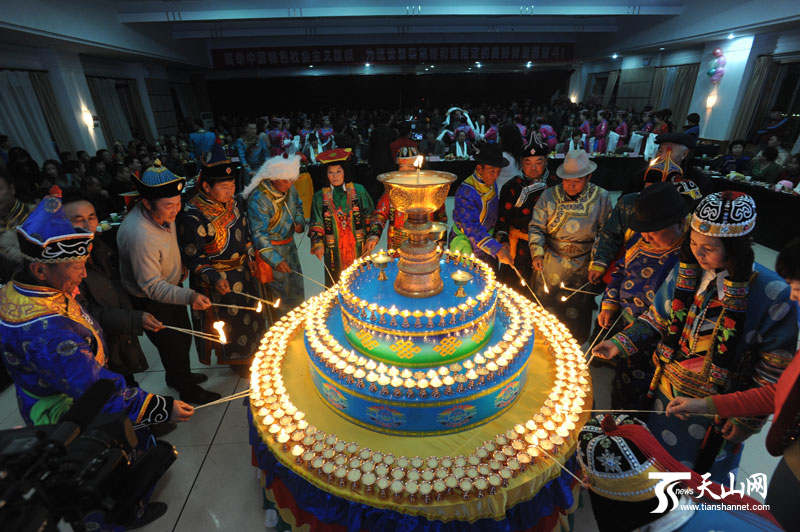 新疆卫拉特蒙古族传统节日--祖鲁节(组图)
