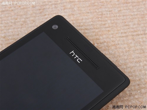 运行流畅/拍照佳/WP8手机 HTC 8X评测