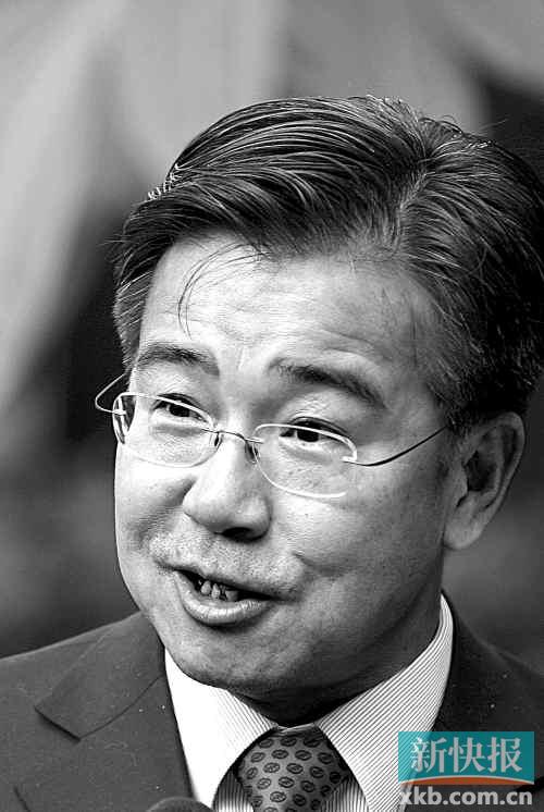 磬в԰֣һеľȻ쾯˸ǰá¿챨С/