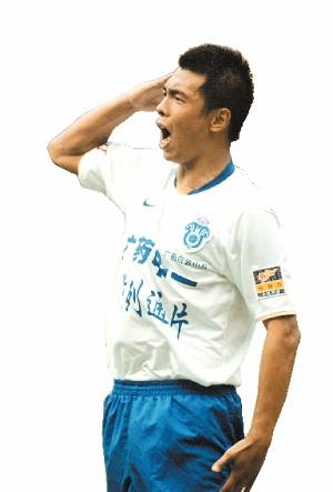 回顾徐亮国安这3年:62米吊射 "北上广"第1人