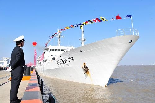 日媒称中国最大渔政执法船首现钓鱼岛海域(图)