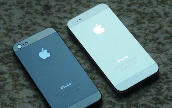 iPhone5上市销售 北京苹果店被砸进入(图)