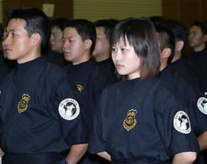台湾"国安局"内的美女特勤人员