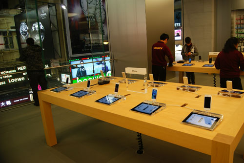 苹果香港第三店:现货iphone 5价格低近千元