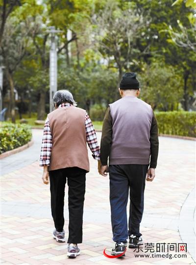 超60岁无养老待遇户籍老人 下月起每月补贴250元(图)