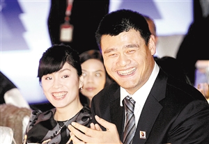 姚明又多了一个"官名"(图)