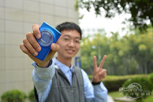 如果是夏天，扛着一堆器材上山可不是一件有趣的事，出门的心情说不定大大打折了。更有甚者，不小心损坏了一个镜头，此次出行的好心情估计就毁掉了。