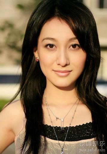 结婚话      搜狐娱乐讯 由涂松岩,赵子琪,董维嘉联袂