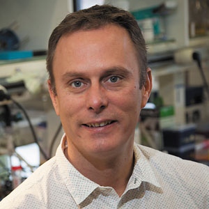 比利时布鲁塞尔自由大学塞德里克·布朗潘（Cédric Blanpain），他证实了癌症干细胞确实存在。