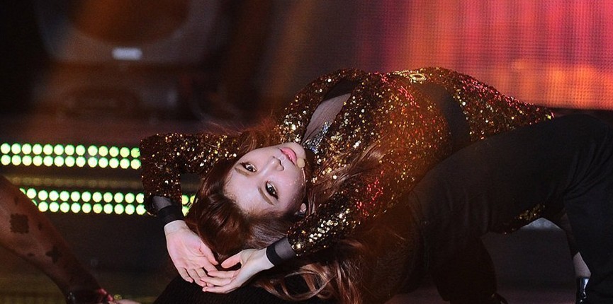 韩国女子组合举办19禁演唱会 上演超限制级动