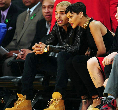 chris brown rihanna,chrisbrown chris brown与rihanna复合后首度公开亮相!