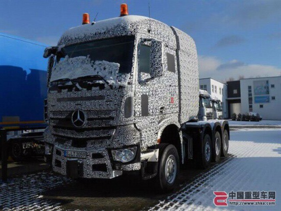 重量级选手 新奔驰actros slt谍照曝光(组图)