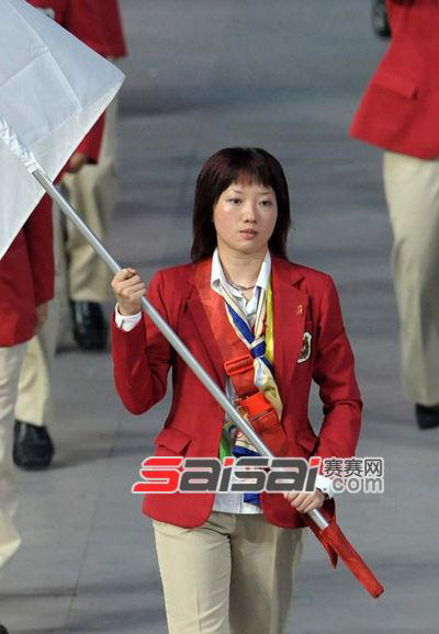李佳薇北京奥运会任新加坡旗手
