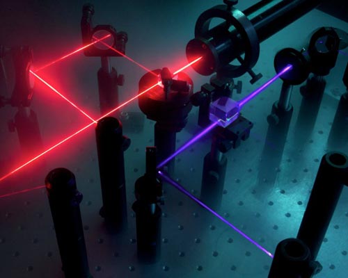 科学家开发新型玻色子计算机 计算能力超群-