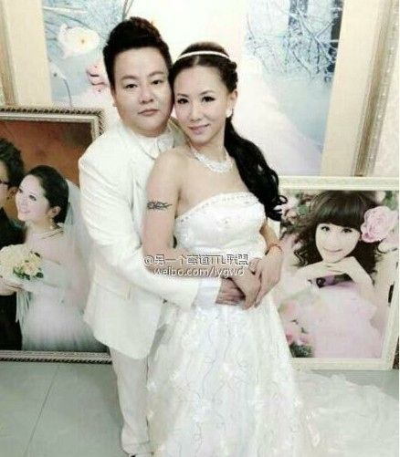 女同性恋冬冬和七七结婚甜蜜婚纱照曝光图