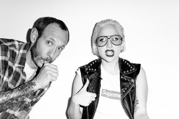 lady gaga与terry richardson的合影. 