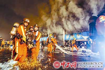 上海农产品市场火灾已经造成6死12伤(图)-搜狐滚动
