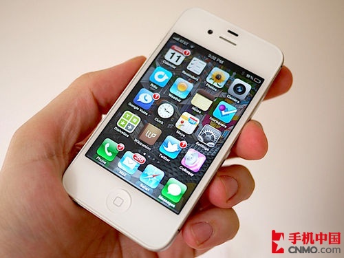 苹果iPhone 4S正面图片