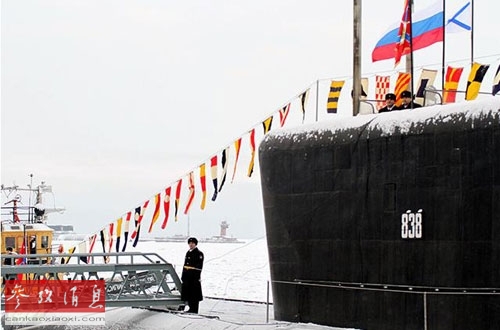 “尤里・多尔戈鲁基”号10日举行升旗仪式，正式入列俄罗斯海军。