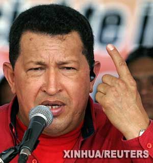 资料图片:委内瑞拉总统查韦斯在加拉加斯发表