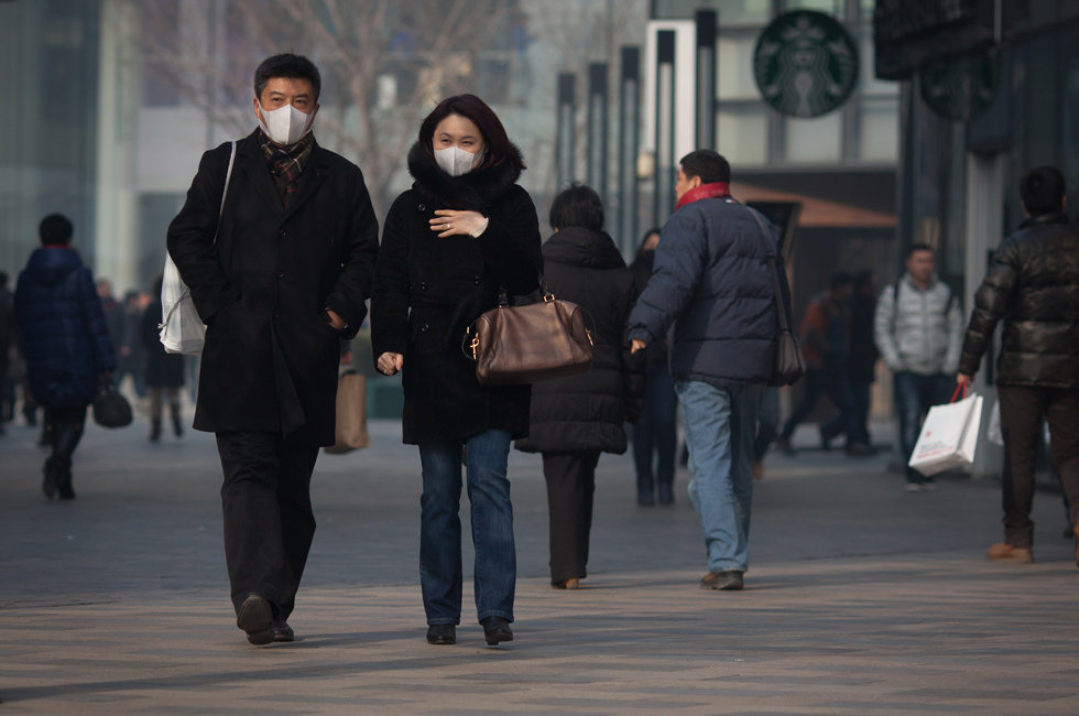 中国多地空气重度污染 北京PM2.5指数爆表(组