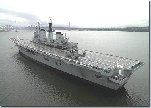资料图：英国海军“无敌”级轻型航母。
