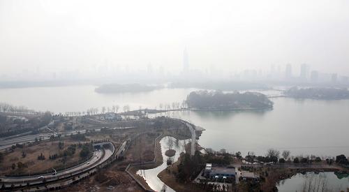 南京连续8天空气质量指数达到污染级别(组图)