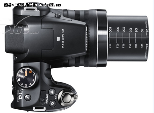 长焦家用相机 富士S4530 相机现售1149