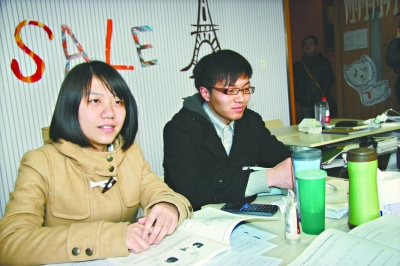 廖祉婧左,田健一右采访接受.宋兰兰摄小学松莘上海图片